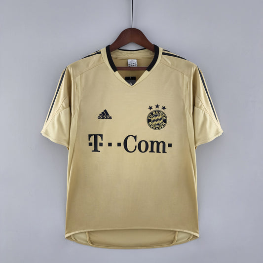 Bayern Munich 2004-5 Away Shirt